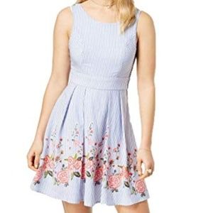 Trixxi Printed Bow-Back Fit & Flare Dress